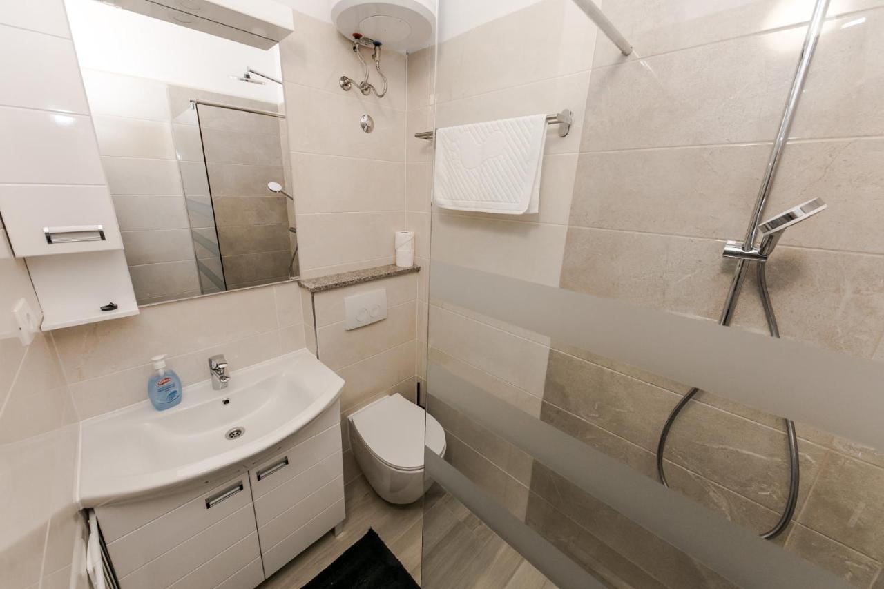 Palomia D Apartment Split Exterior photo